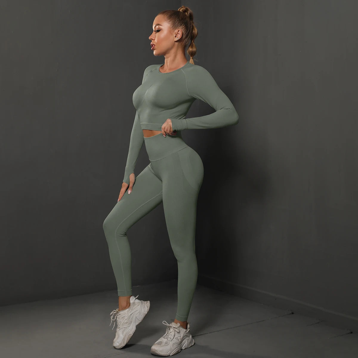 Seamless Yoga Set High-Waisted Leggings Crop Top