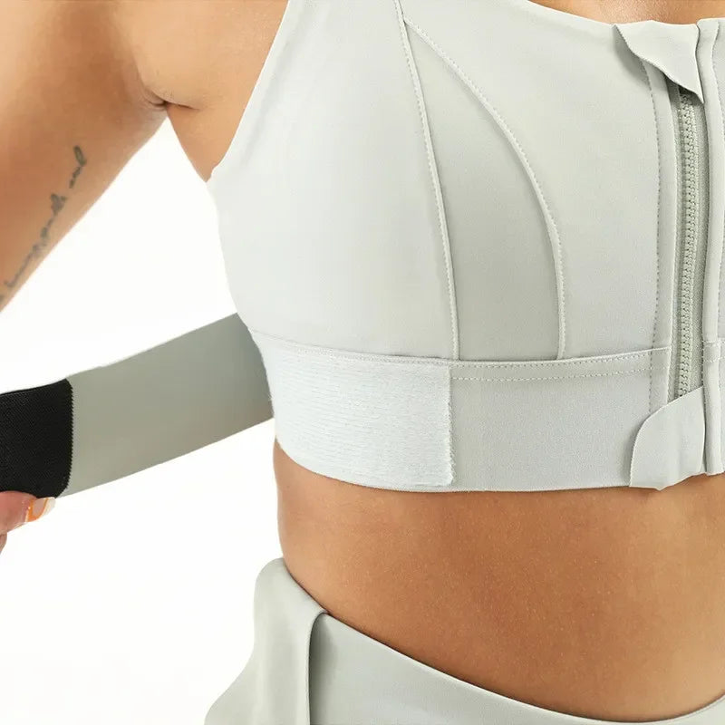 Plus-Size, Zippered Sports Bras for High-Impact Workouts