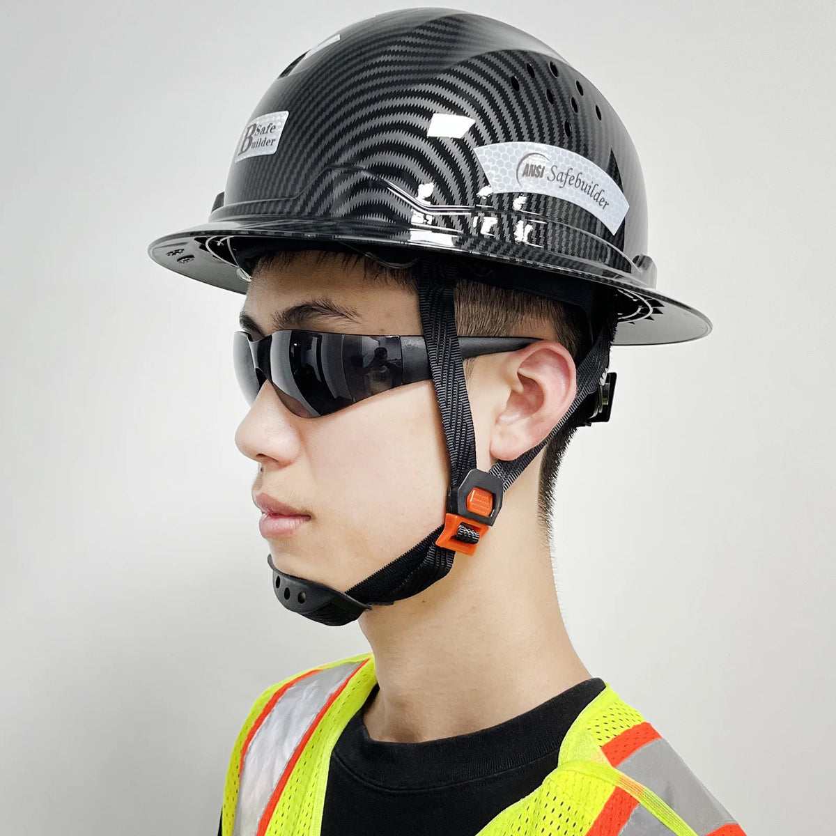 Stay Safe, Stay Seen: Reflective Safety Helmet