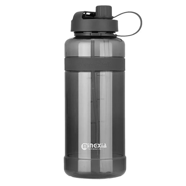 Versatile Water Bottle: Ideal for Outdoor Adventures