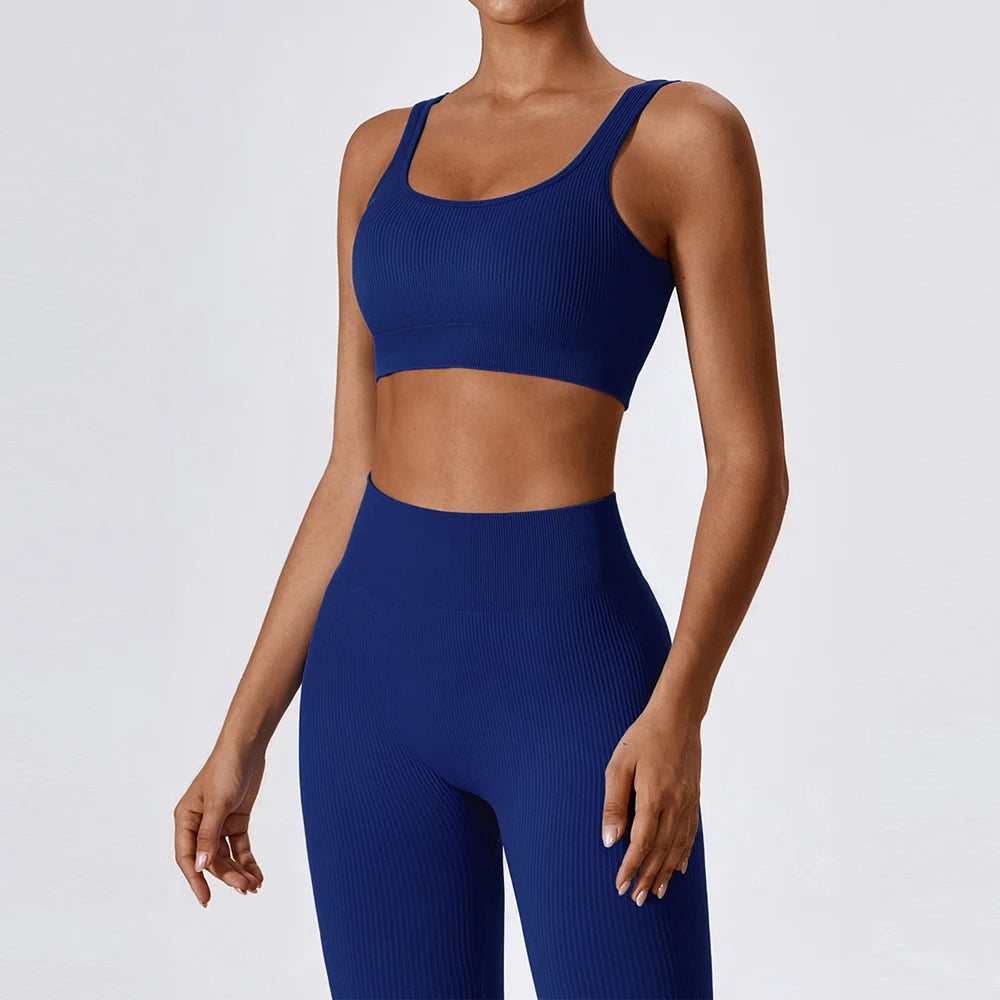 Effortless Style, Maximum Comfort: Seamless Yoga Set