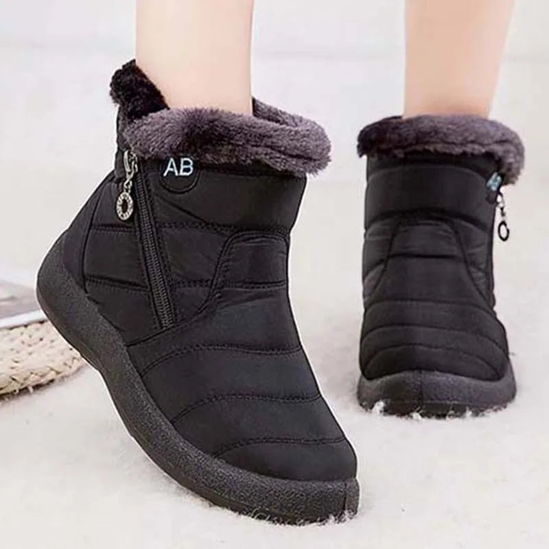 Cozy Winter Comfort: Fur-Lined Snow Boots