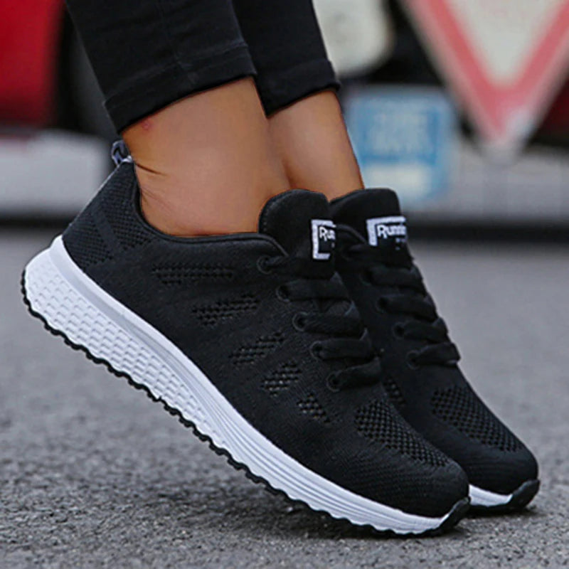 New Fashion: Breathable Women's Sneakers