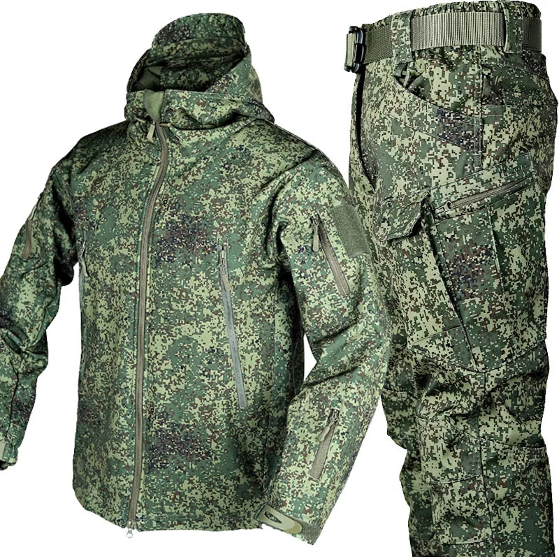 Stay Warm, Look Cool: Camo Fleece Jacket