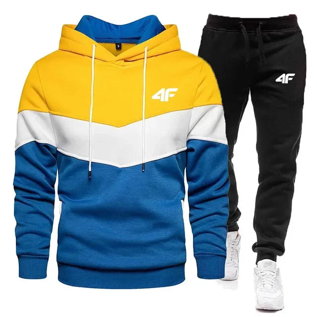 Stay Warm in Style: Men's Fleece Tracksuit